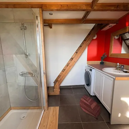 بيت للعطل Maison Dans Le Beaujolais *